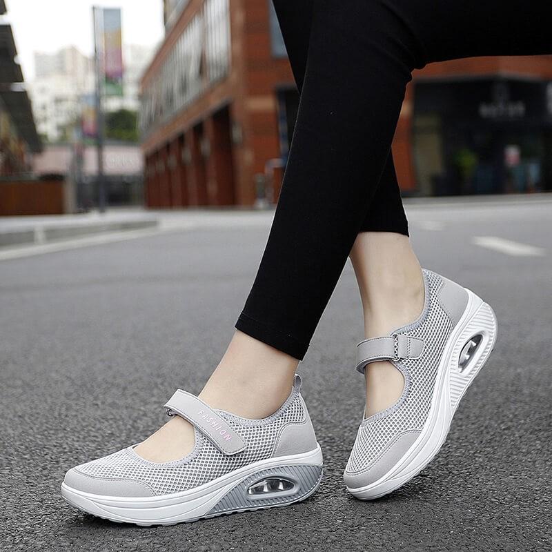 2024 The New Women's Wide Walking Nurse Shoes