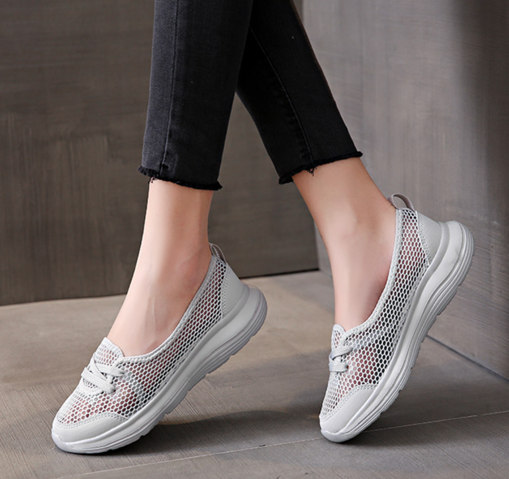 2023 New-in🔥Women's Summer Walking Shoes, Breathable Arch Support Insole Slip-on Shoes